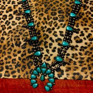 Turquoise type necklace. Not real turquoise